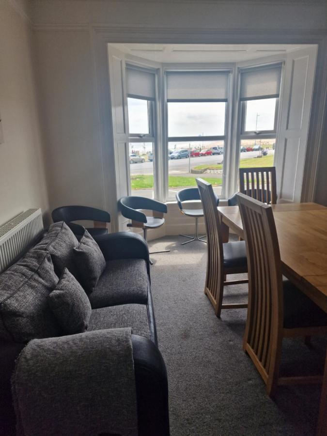 2 The Green, Exceptional Large House, Sea Views Loads Of Bathrooms Seaton Carew Luaran gambar